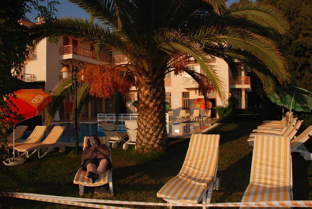 Ceren Hotel Fethiye Exterior photo